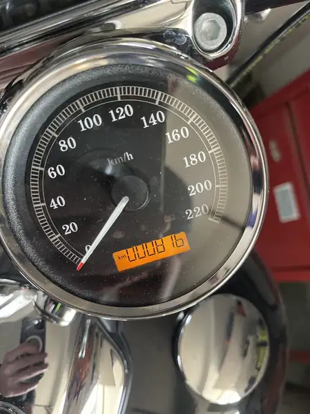 2017 Harley-Davidson Breakout, 816 km, dovoz Kanada — foto 5 z 9