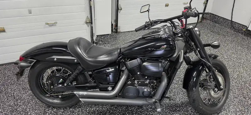 2014 Honda Shadow Phantom, černá, 17 000 km, dovoz Kanada — foto 4 z 6