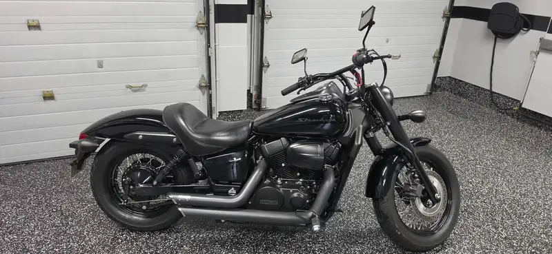 2014 Honda Shadow Phantom, černá, 17 000 km, dovoz Kanada — foto 6 z 6