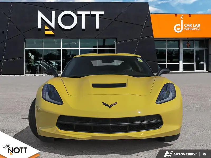 2016 Chevrolet Corvette 1LT, žlutá, 67 000 km, dovoz Kanada — foto 2 z 12