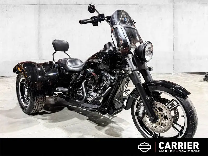 2016 Harley-Davidson Freewheeler FLRT, 65 207 km, dovoz Kanada — foto 2 z 12