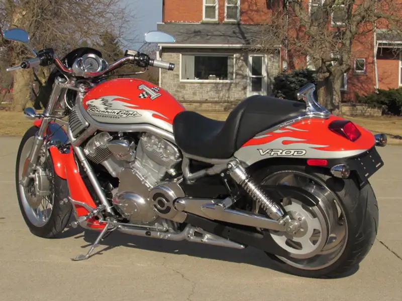 2007 Harley-Davidson Screamin Eagle, 14 000 km, dovoz Kanada — foto 3 z 12