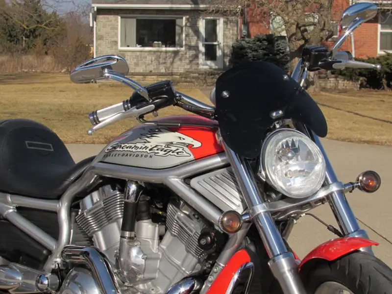 2007 Harley-Davidson Screamin Eagle, 14 000 km, dovoz Kanada — foto 5 z 12