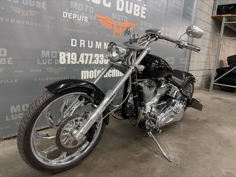 2012 Harley-Davidson Softail, 1 811 km, dovoz Kanada — foto 9 z 12