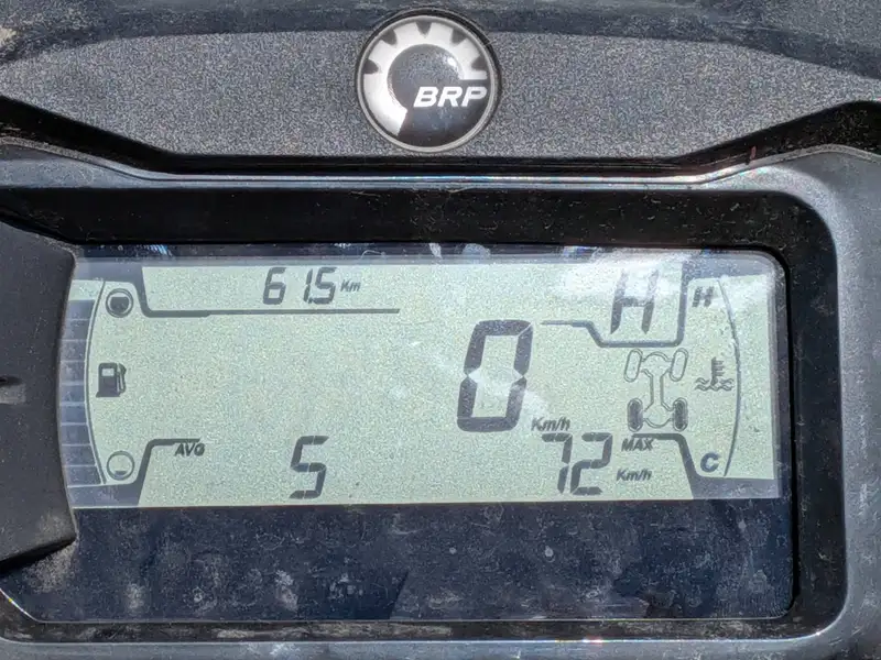 2024 Can-Am Outlander, černá, 62 km, dovoz Kanada — foto 4 z 4