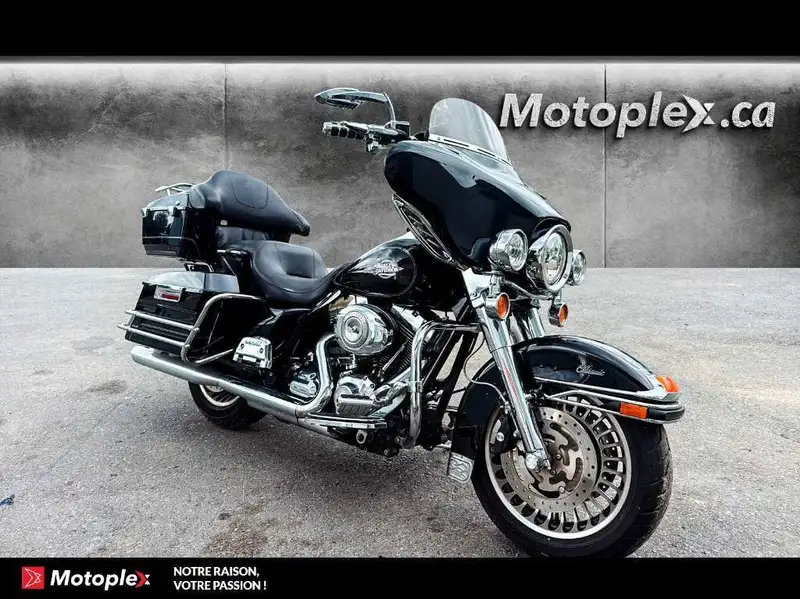2011 Harley-Davidson Electra Glide, 72 000 km, dovoz Kanada — foto 2 z 5