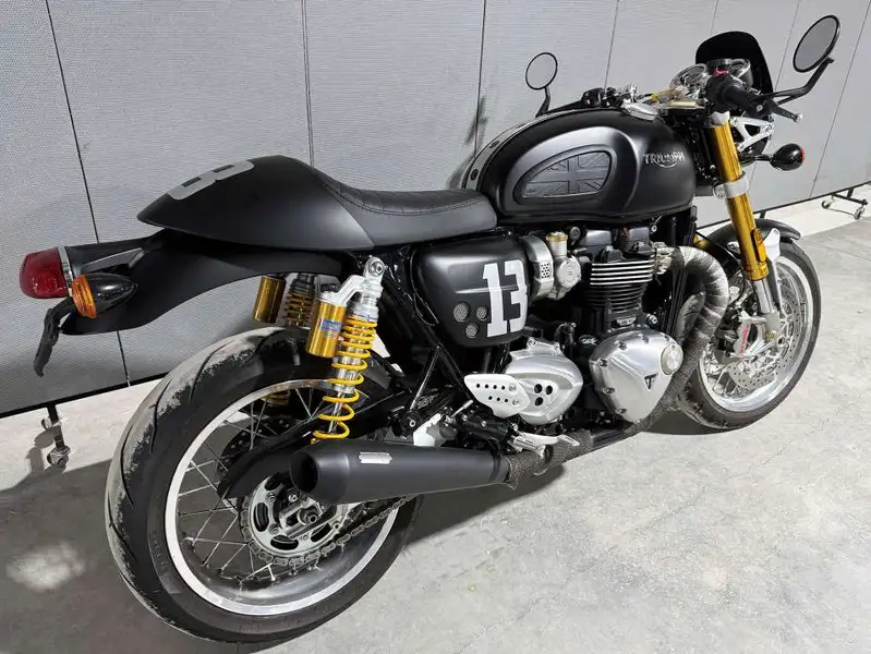 2018 Triumph Unspecified, černá, 1 926 km, dovoz Kanada — foto 8 z 12