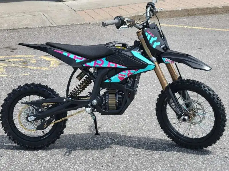 2026 Surron Hyper Bee HYPERBEEB, 0 km, dovoz Kanada — foto 3 z 12