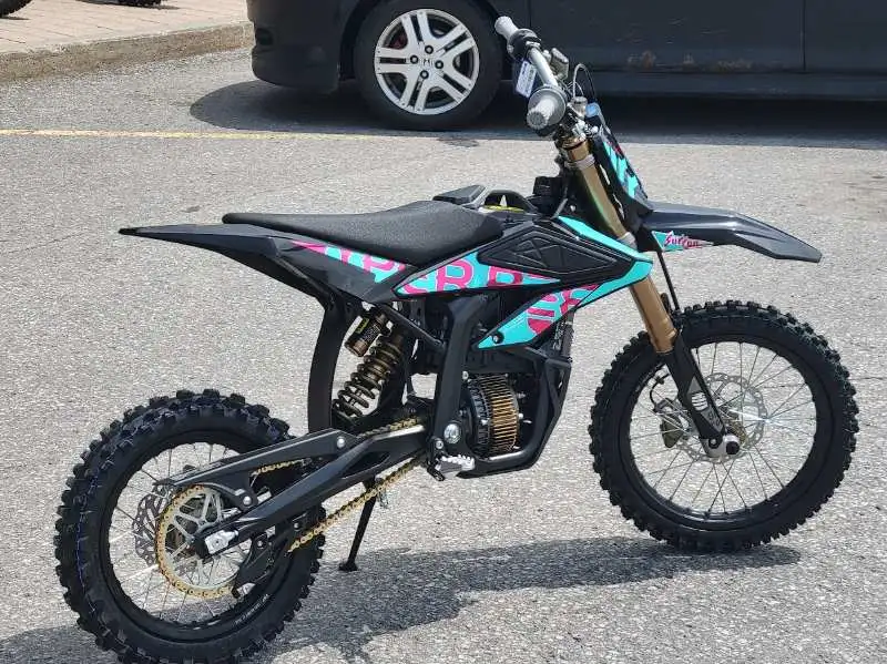 2026 Surron Hyper Bee HYPERBEEB, 0 km, dovoz Kanada — foto 8 z 12