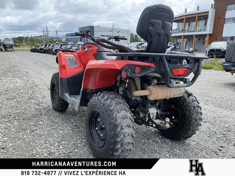 2017 Can-Am Unspecified, dovoz Kanada — foto 8 z 10