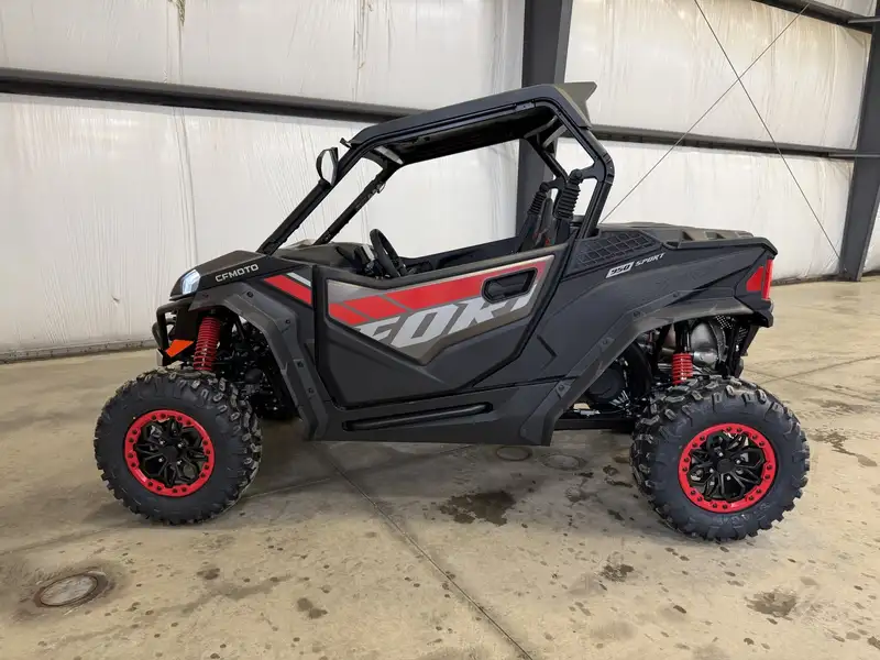 CFMOTO ZFORCE, dovoz Kanada — foto 5 z 11