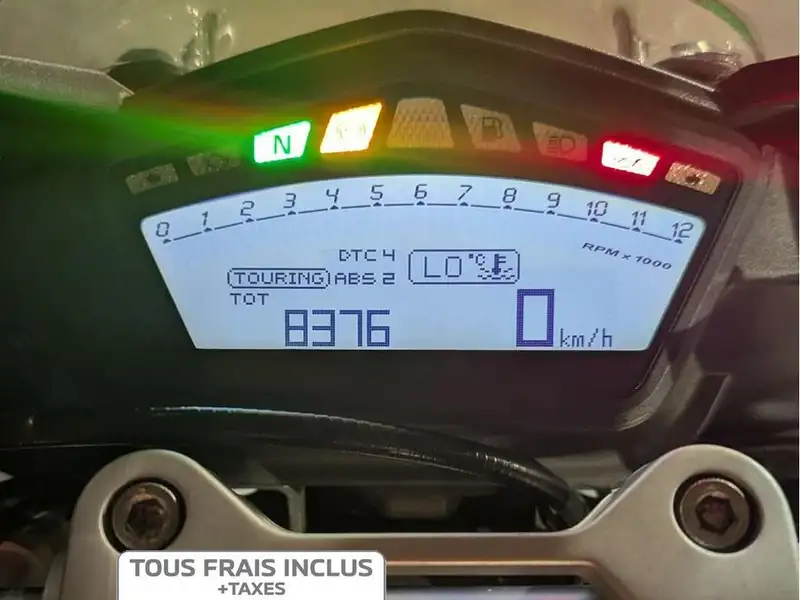 2014 Ducati Hyperstrada, 8 376 km, dovoz Kanada — foto 11 z 12