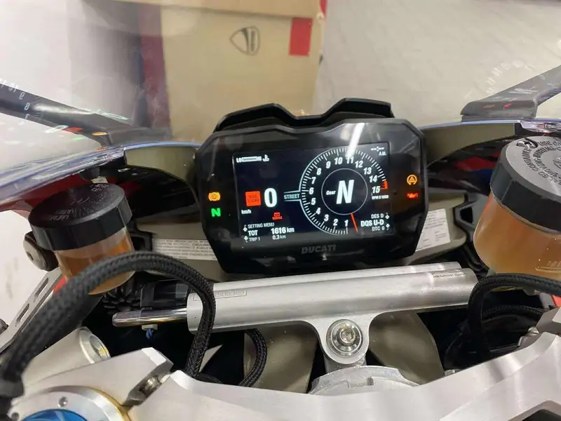 2019 Ducati Unspecified, dovoz Kanada — foto 10 z 12