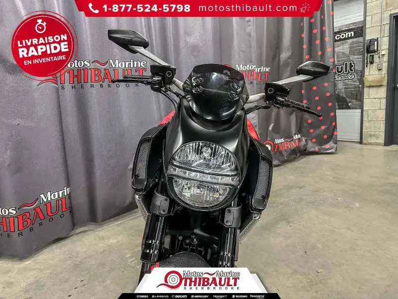 2012 Ducati Diavel, 27 183 km, dovoz Kanada — foto 9 z 12