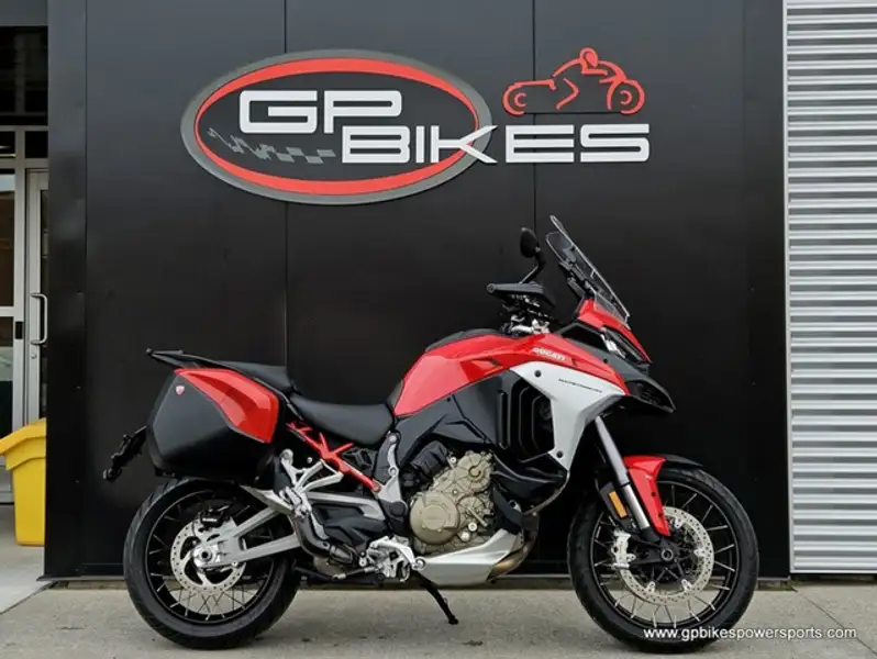2024 Ducati Unspecified, červená, 0 km, dovoz Kanada — foto 2 z 12