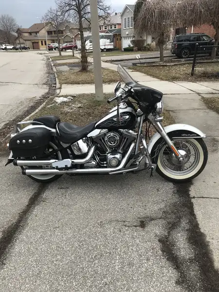 2007 Harley-Davidson Softail, černá, 64 000 km, dovoz Kanada — foto 4 z 5