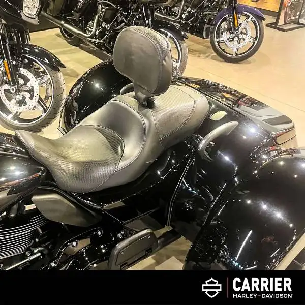 2024 Harley-Davidson Unspecified FLRT, černá, 8 578 km, dovoz Kanada — foto 11 z 12