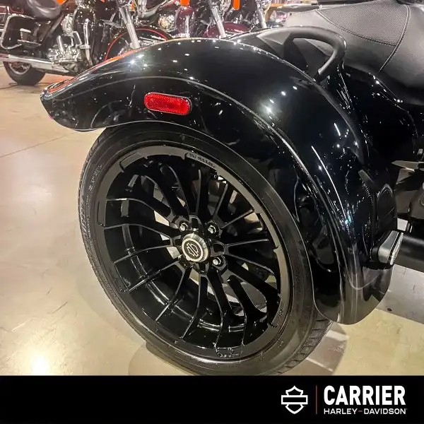 2024 Harley-Davidson Unspecified FLRT, černá, 8 578 km, dovoz Kanada — foto 9 z 12