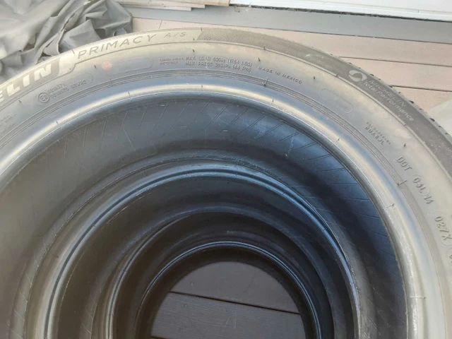 (4) 225 60 R18 Michelin Primacy A S, dovoz Kanada — foto 5 z 5