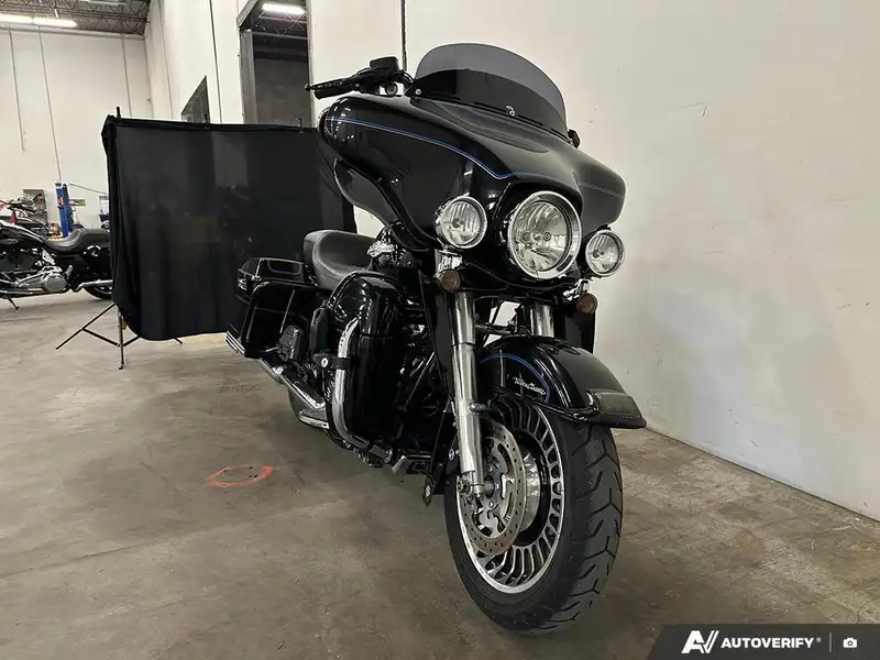 2009 Harley-Davidson Unspecified, černá, dovoz Kanada — foto 2 z 12