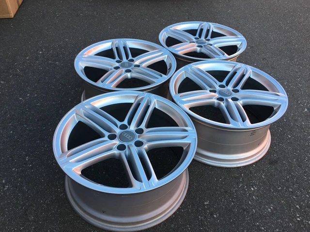 sada Genuine Factory Audi A4 S4 19" S-Line rims as nový Cond, dovoz Kanada — foto 3 z 5