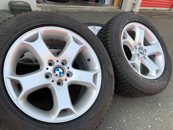 Factory BMW 18" X5 E53 Pirelli scorpion winter Run flat Package, dovoz Kanada — foto 2 z 5