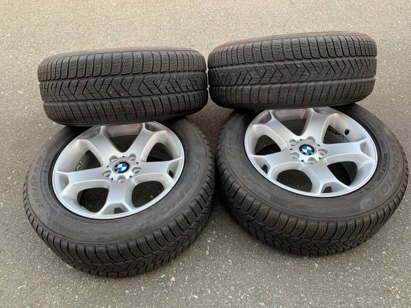 Factory BMW 18" X5 E53 Pirelli scorpion winter Run flat Package, dovoz Kanada — foto 3 z 5