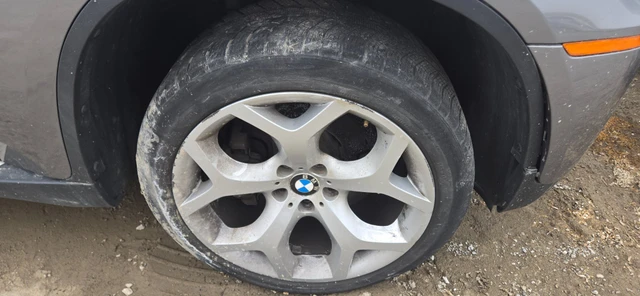 275/40R20 ANTARES SUMMER WHEELS+ TIRES - 2010 BMW X6, dovoz Kanada — foto 4 z 5