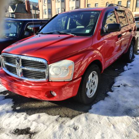 2006 Dodge Durango Limited, HEMI 5.7L, AWD, LEATHER 3Row, Dvd/AC, 140k, dovoz USA — foto 7 z 12