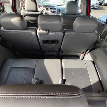 2006 Dodge Durango Limited, HEMI 5.7L, 4WD, LEATHER, 3rdRow, AC, 140k, dovoz USA — foto 9 z 12