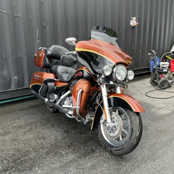 2008 Harley-Davidson Screamin Eagle, hnědá, 127 536 km, dovoz Kanada — foto 2 z 12