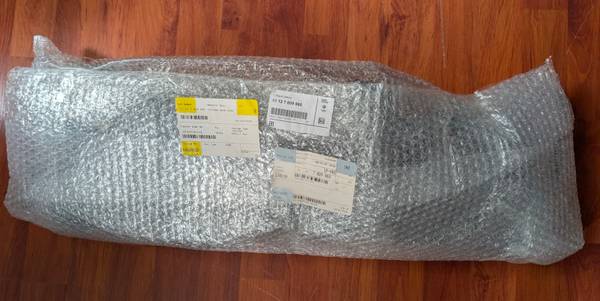 BMW E70 X5 35d E90 335d M57 Diesel Valve Cover Original nový, dovoz USA — foto 2 z 2