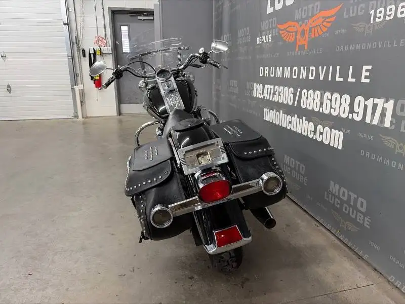 2003 Harley-Davidson FL, 77 082 km, dovoz Kanada — foto 10 z 12