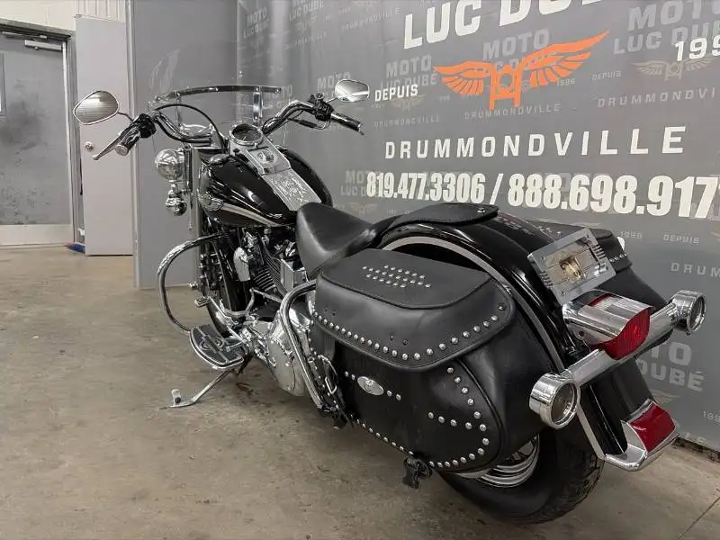 2003 Harley-Davidson FL, 77 082 km, dovoz Kanada — foto 9 z 12