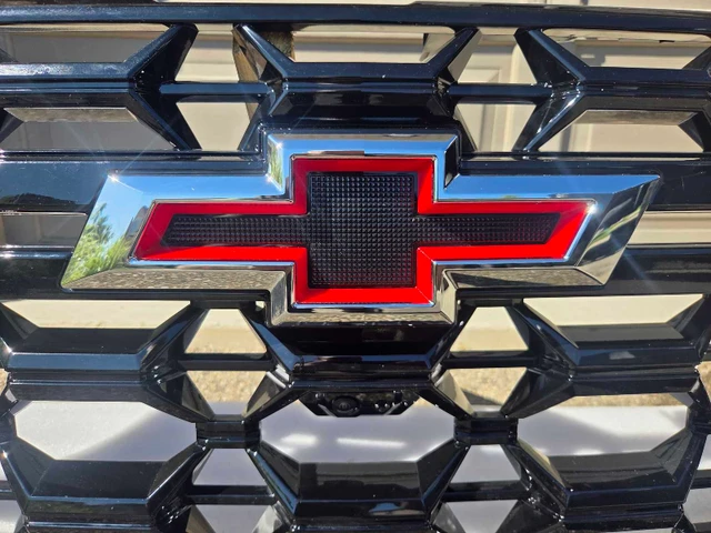 Chevrolet Silverado 2500HD ZR2 Grille, dovoz Kanada — foto 3 z 5