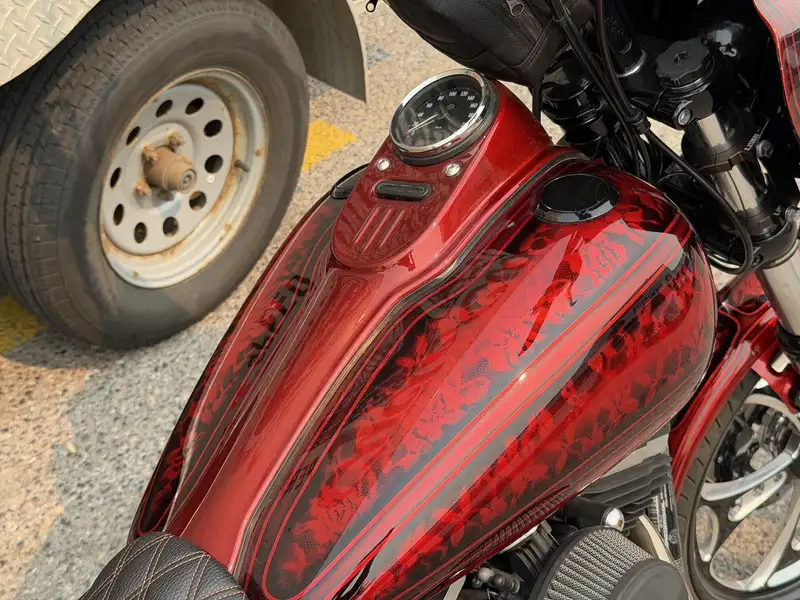 2012 Harley-Davidson Unspecified, 33 000 km, dovoz Kanada — foto 5 z 9