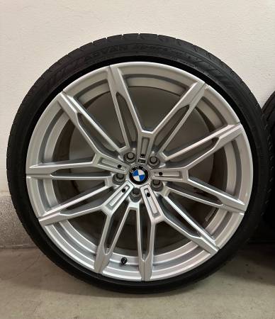 OE BMW ///M2 G87 Wheels & Yokohama Sport Tires and extras, dovoz USA — foto 5 z 12