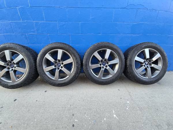Ford F-150 Expedition wheels OE 20", dovoz USA — foto 3 z 6