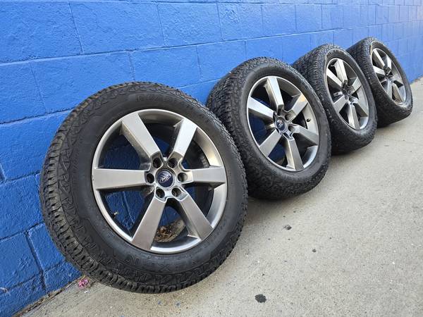 Ford F-150 Expedition wheels OE 20", dovoz USA — foto 6 z 6