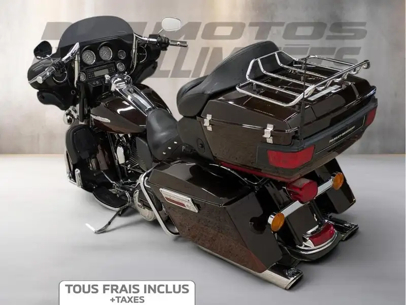 2011 Harley-Davidson Electra Glide, 138 535 km, dovoz Kanada — foto 7 z 12