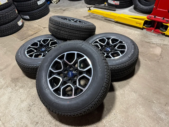 2003–2026 F-150/Exped/Navigator 18” OE Rims and Michelin Tires, dovoz Kanada — foto 2 z 5