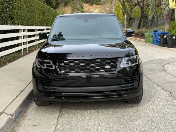 AUTHENTIC Range Rover SV Autobiography Grille (2021-2024) – Like nový!, dovoz USA — foto 2 z 2