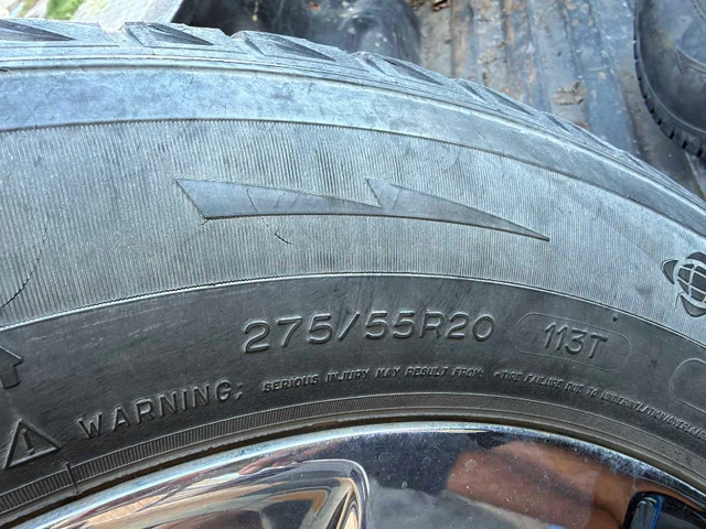 6 bolt OE Chevy chrome rims with TPMS, dovoz Kanada — foto 4 z 5