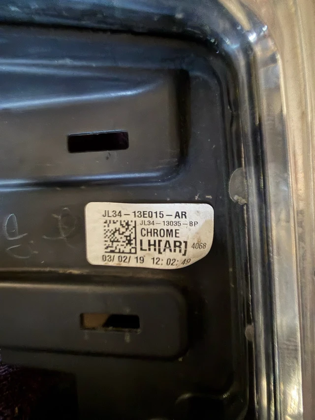 drivers side světlomet 2019 F150 LED, OE, červená, dovoz Kanada — foto 3 z 5