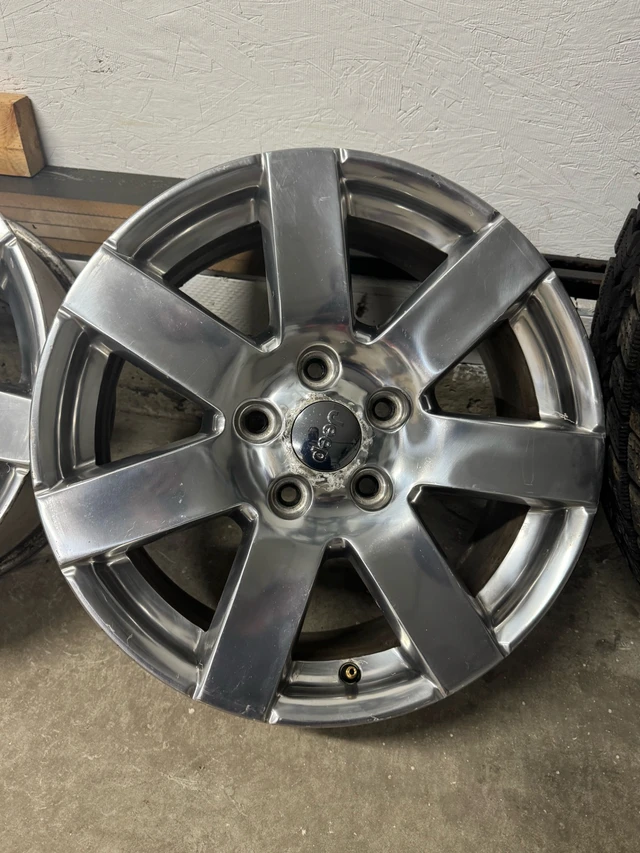 Jeep JK 18” wheels, dovoz Kanada — foto 4 z 5