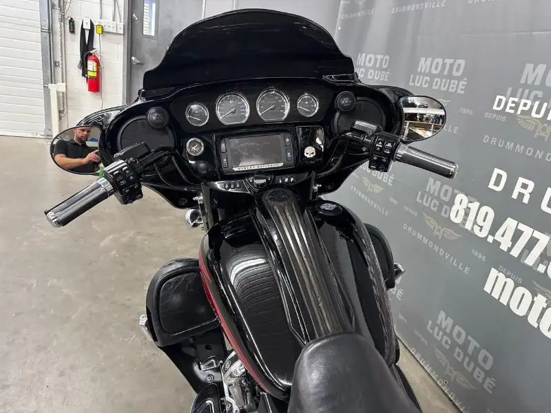 2017 Harley-Davidson Unspecified, 98 926 km, dovoz Kanada — foto 11 z 12