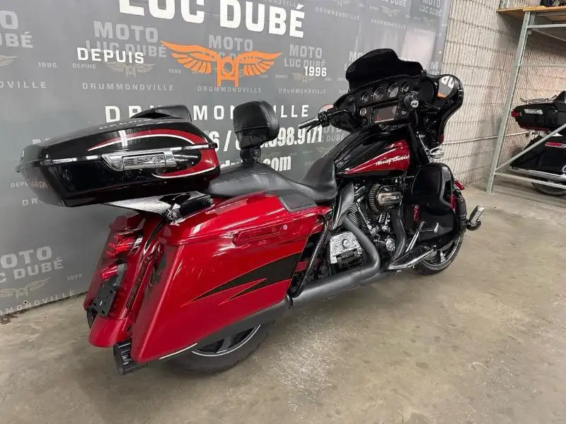 2017 Harley-Davidson Unspecified, 98 926 km, dovoz Kanada — foto 4 z 12