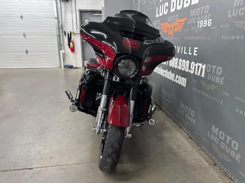 2017 Harley-Davidson Unspecified, 98 926 km, dovoz Kanada — foto 6 z 12