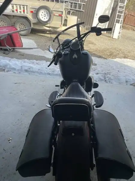 2017 Harley-Davidson Softail, černá, 2 500 km, dovoz Kanada — foto 4 z 11