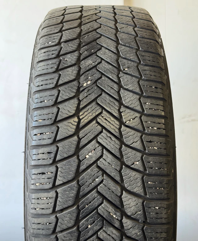 Lexus nx300 nx350 rims wheels 225/55/19 michelin snow tires, dovoz Kanada — foto 2 z 3